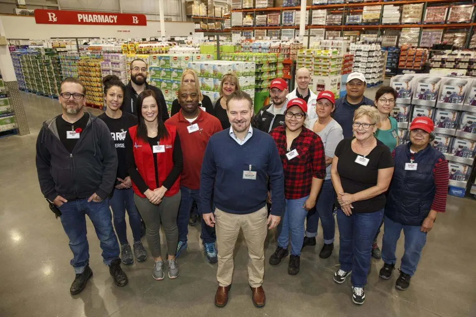 Work at Costco Wholesale Canada: Great Benefits and Career Opportunities